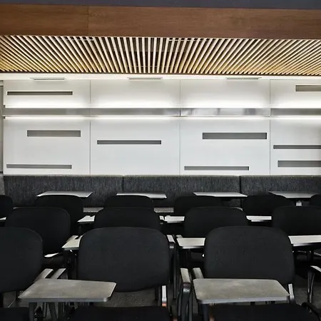 名居酒店 普罗夫迪夫