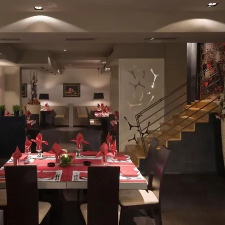 名居酒店 酒店 普罗夫迪夫