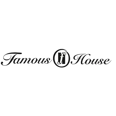Hotel Famous House 3*